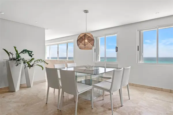 3307 Isla Verde Avenue #1102, CAROLINA, PR 00979