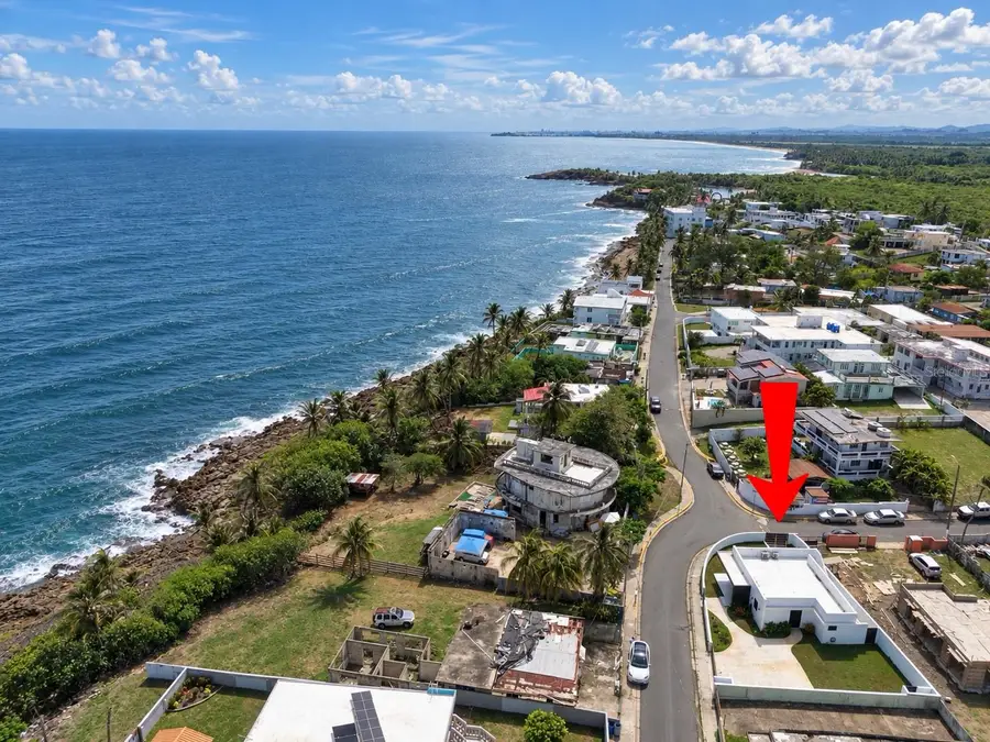 89B Calle Kennedy Bo. Mameyal, Dorado, PR 00646 - #2