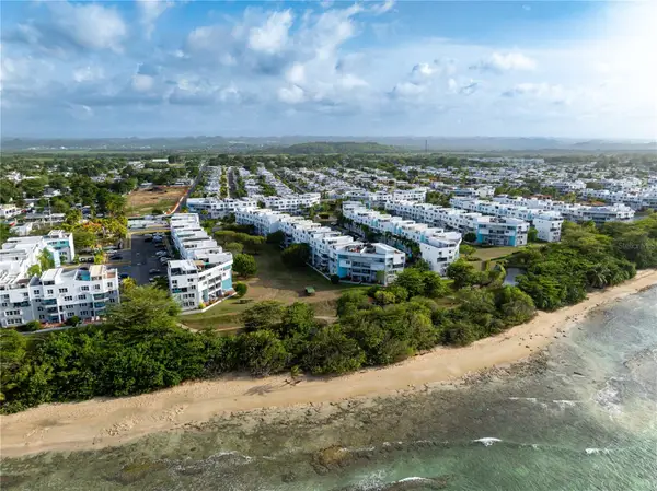 PR 686 km10.3 Cond Chalets De La Playa #594, VEGA BAJA, PR 00693