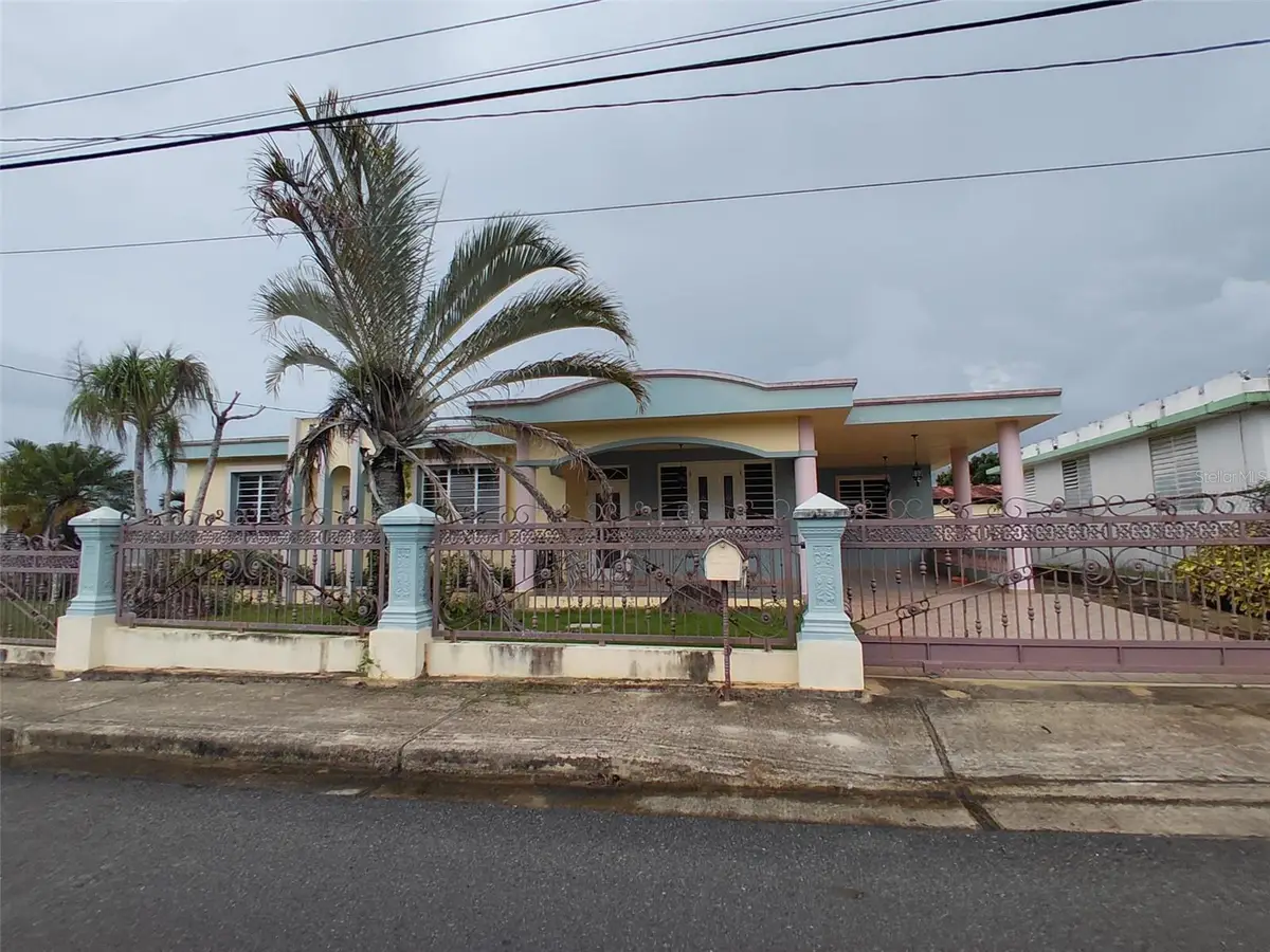 Carr 110 KM HM 3.3 Arenales, Aguadilla, PR 00603 - #1