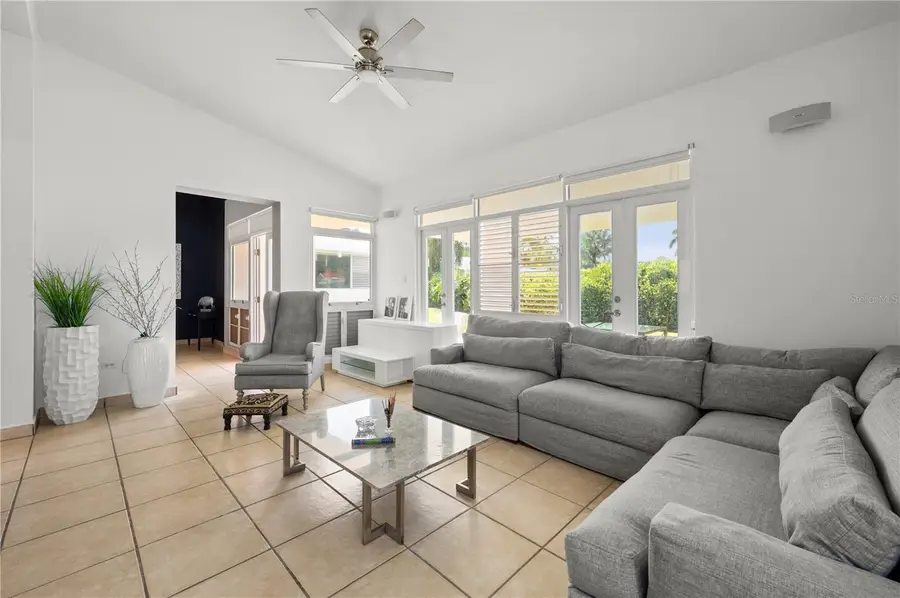 Urb Ciudad Jardn 94 Calle Menta, Gurabo, PR 00778 - #2