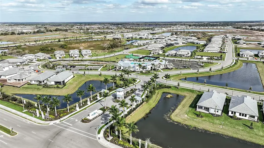 17607 Savory Mist Circle, Lakewood Ranch, FL 34211 - Image #2