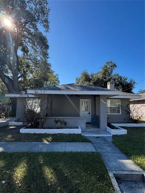 909 Hart Street, CLEARWATER, FL 33755