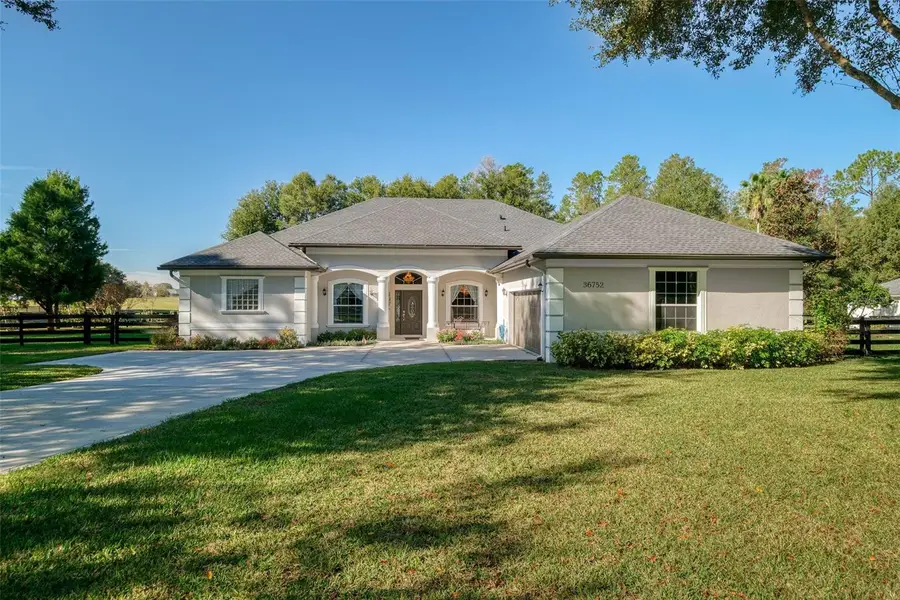 36752 Nashua Boulevard, Sorrento, FL 32776 - Image #2