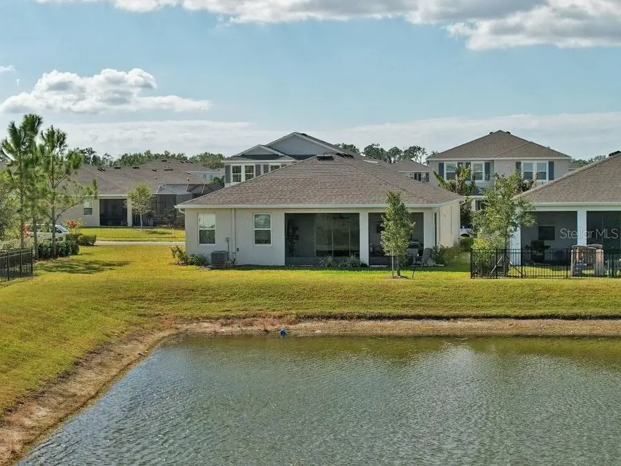 5210 Grove Mill Loop, Lakewood Ranch, FL 34211 - Image #2