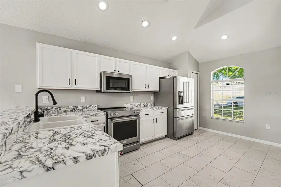 7533 Merchantville Circle, Zephyrhills, FL 33540 - #3