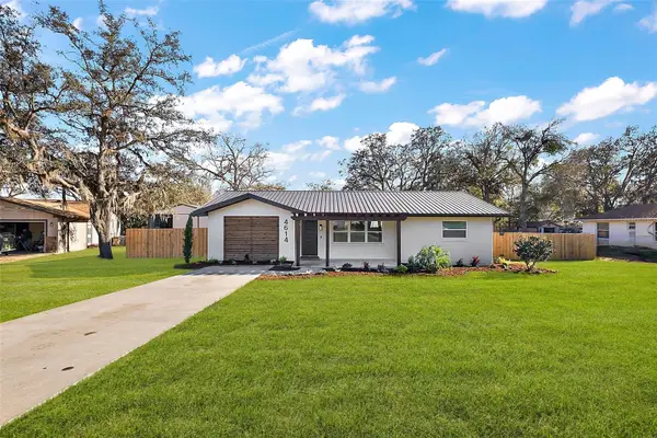 4614 Eagles Nest Road, FRUITLAND PARK, FL 34731