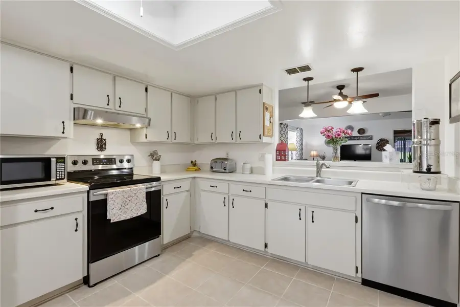 35086 Whispering Oaks Boulevard, Dade City, FL 33523 - #3