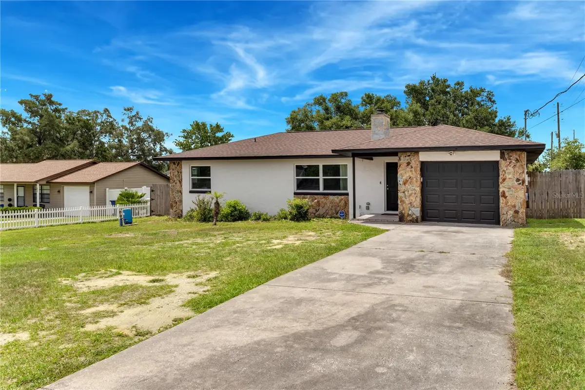712 Oak Lane, Groveland, FL 34736 - #1