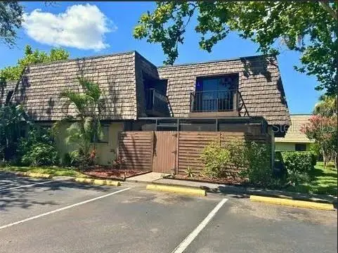 15202 E Pond Woods Drive #9, Tampa, FL 33618 - #1
