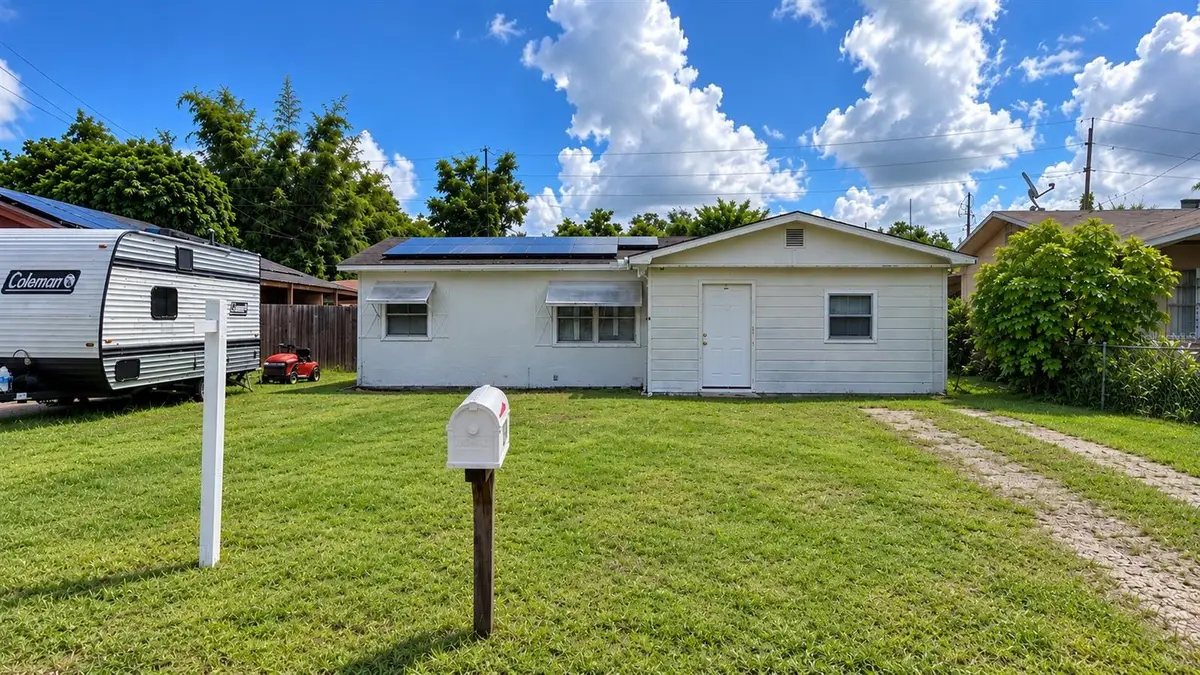 5649 59th Street N, Saint Petersburg, FL 33709 - #1