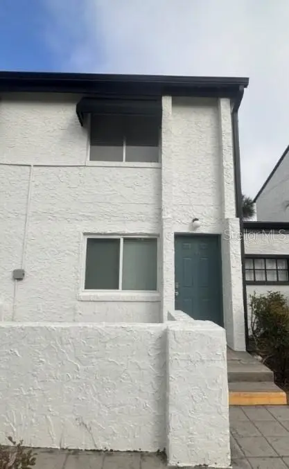 4217 S Semoran Boulevard #4, ORLANDO, FL 32822