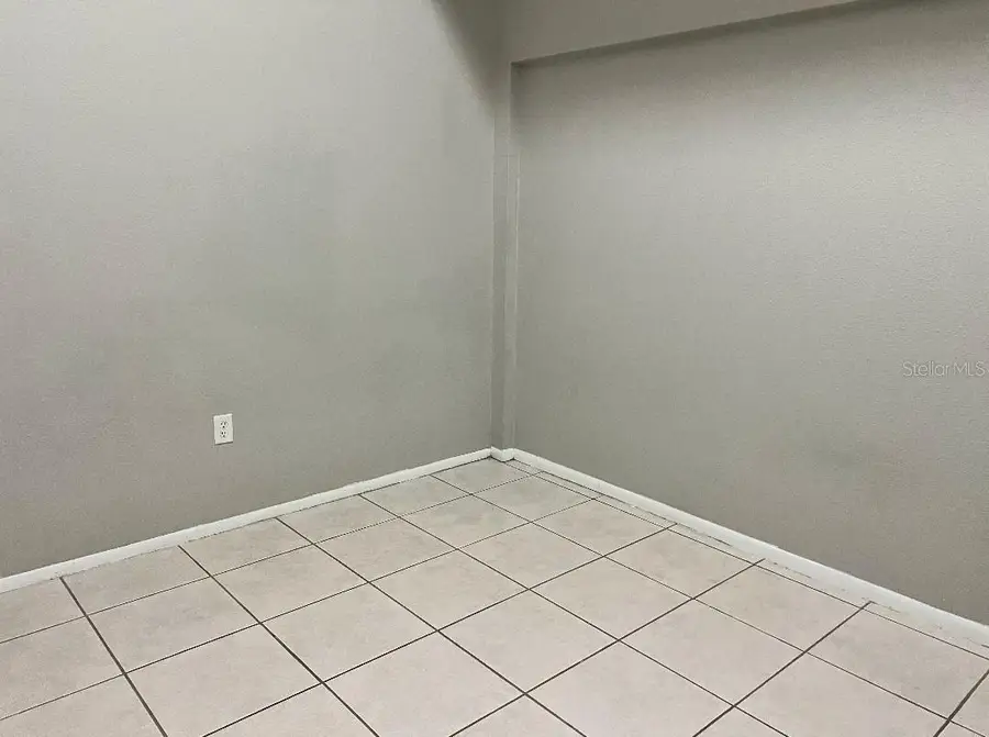 4217 S Semoran Boulevard #4, Orlando, FL 32822 - Image #3