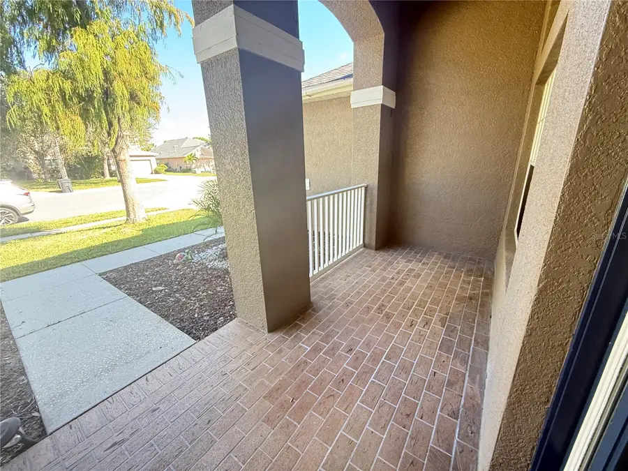 6817 Cromwell Garden Drive, Apollo Beach, FL 33572 - Image #3