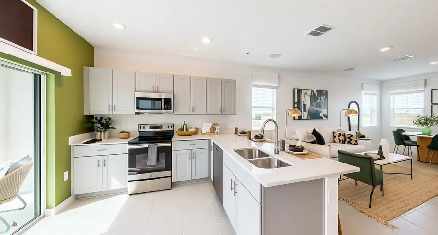 2004 Viewfinder Street, Kissimmee, FL 34758 - Image #3