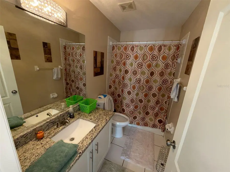 7411 Oxford Garden Circle, Apollo Beach, FL 33572 - Image #3