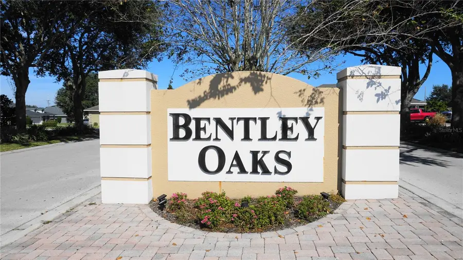 104 Bentley Oaks Boulevard, Auburndale, FL 33823 - Image #2