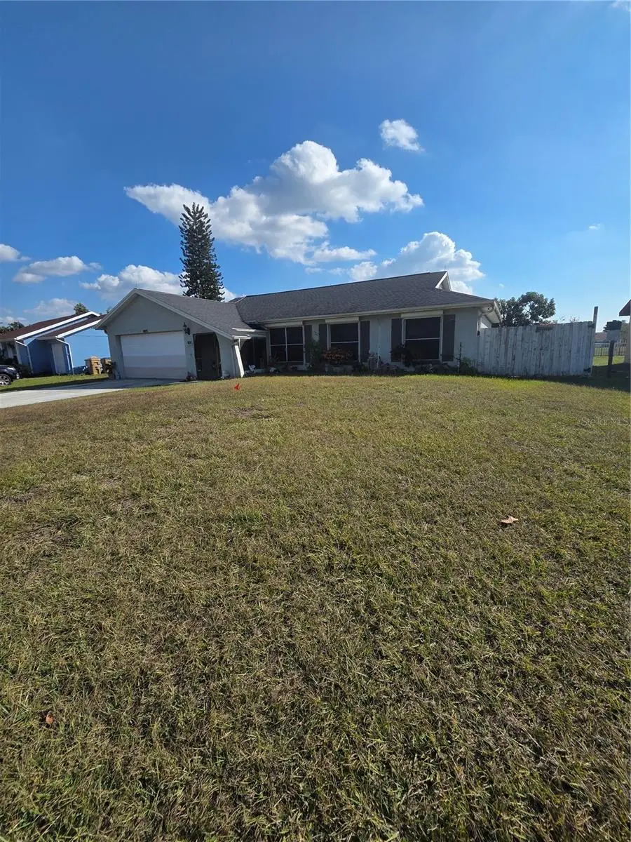 101 W Cedarwood Circle, Kissimmee, FL 34743 - Image #2
