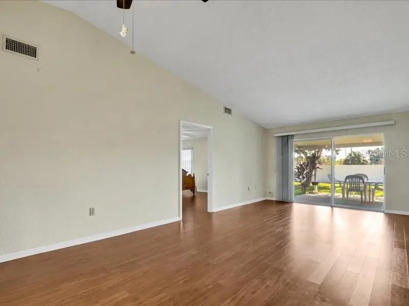 1585 Oakview Circle, Se, Winter Haven, FL 33880 - Image #2