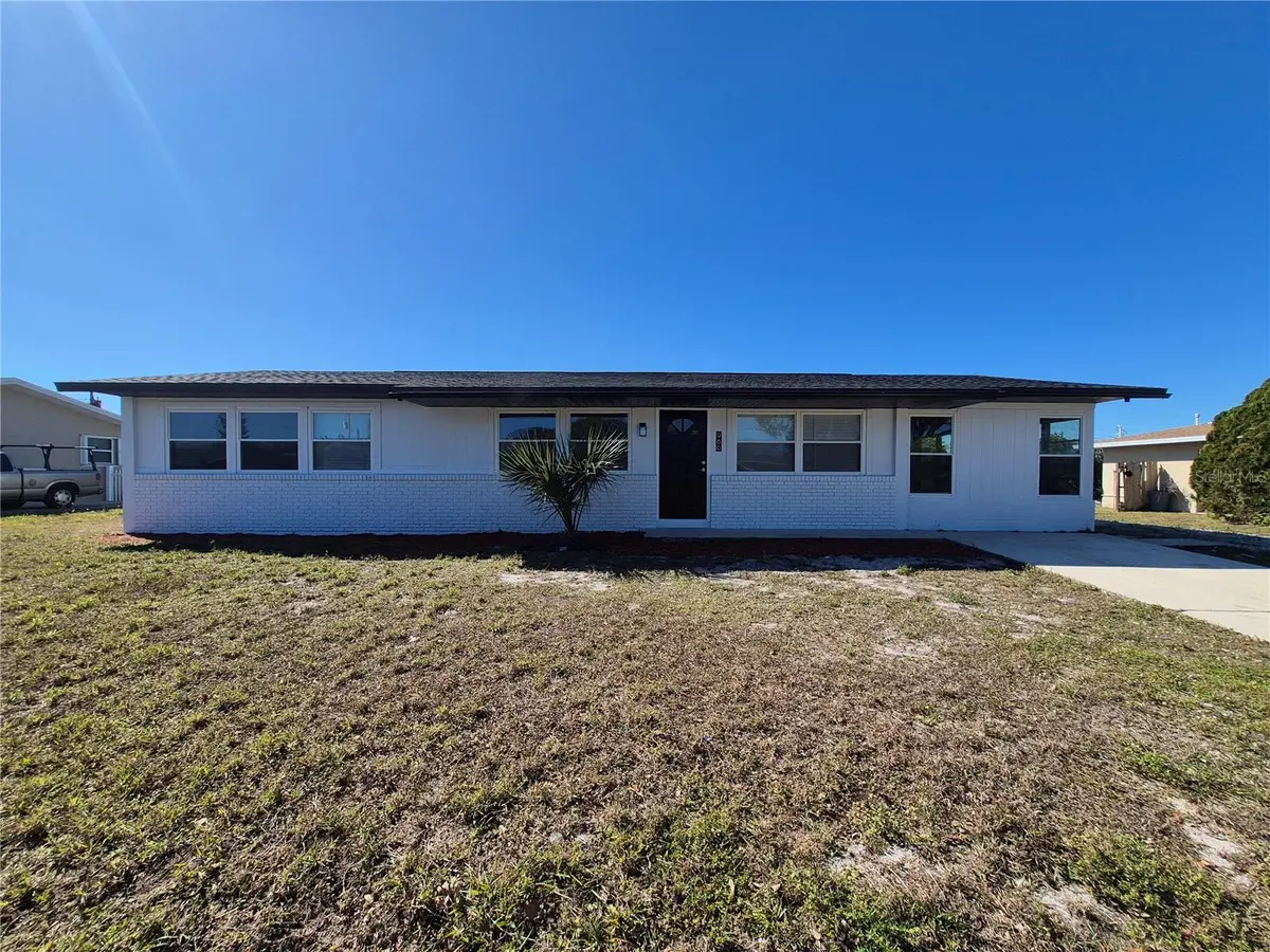 980 Bacon Circle Ne, Palm Bay, FL 32905 - Image #1
