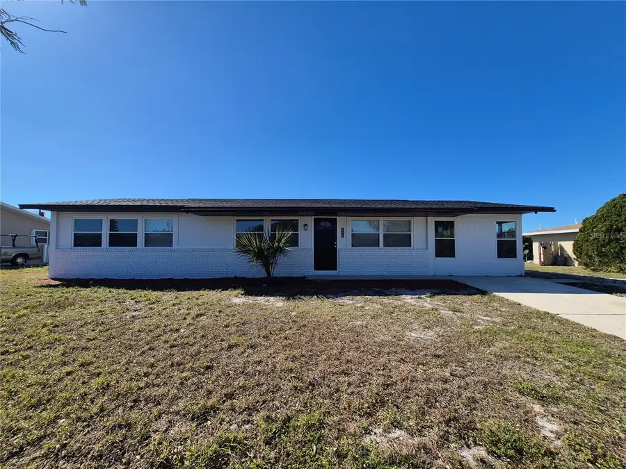 980 Bacon Circle Ne, Palm Bay, FL 32905 - Image #3