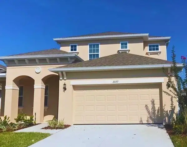 2227 Crofton Avenue, DAVENPORT, FL 33837