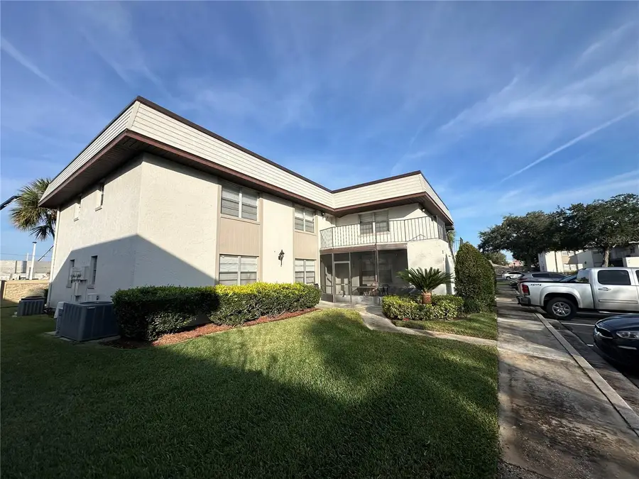 22 Windtree Lane #203, Winter Garden, FL 34787 - Image #2