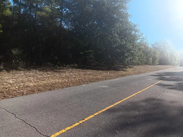 Eva Place, CHIPLEY, FL 32428