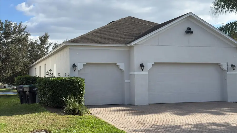 12231 Stone Bark Trail, Orlando, FL 32824 - Image #2