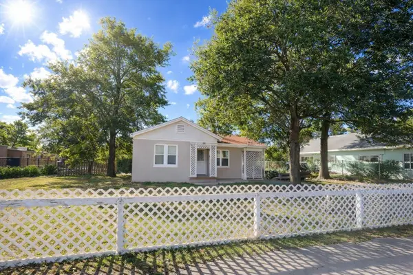 434 Avenue H Se, WINTER HAVEN, FL 33880