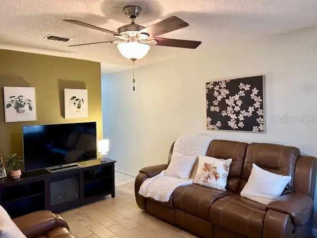 13 W Marbrisa Way, Kissimmee, FL 34743 - Image #2