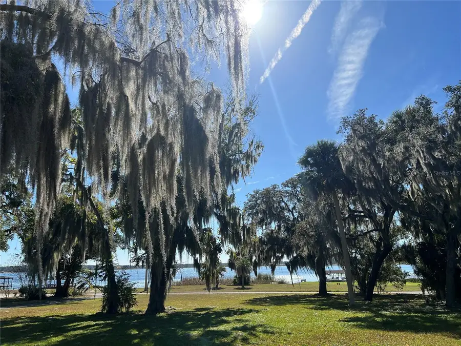 9279 Silver Lake Drive, Leesburg, FL 34788 - Image #2