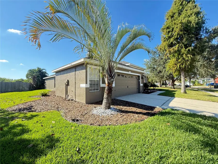 6817 Cromwell Garden Drive, Apollo Beach, FL 33572 - #2