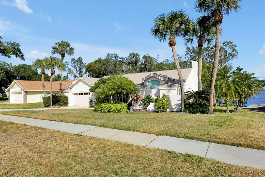 816 Rosemere Circle, Orlando, FL 32835 - Image #2
