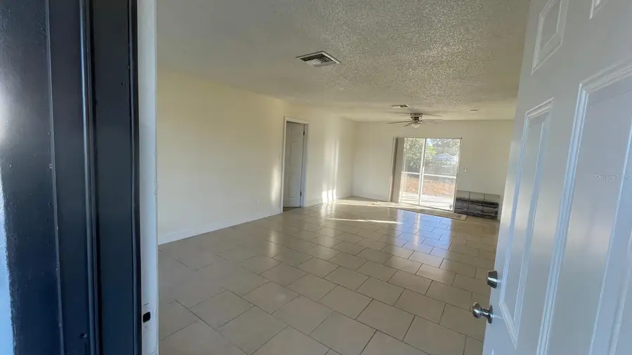 2633 Beal Street, Deltona, FL 32738 - #2