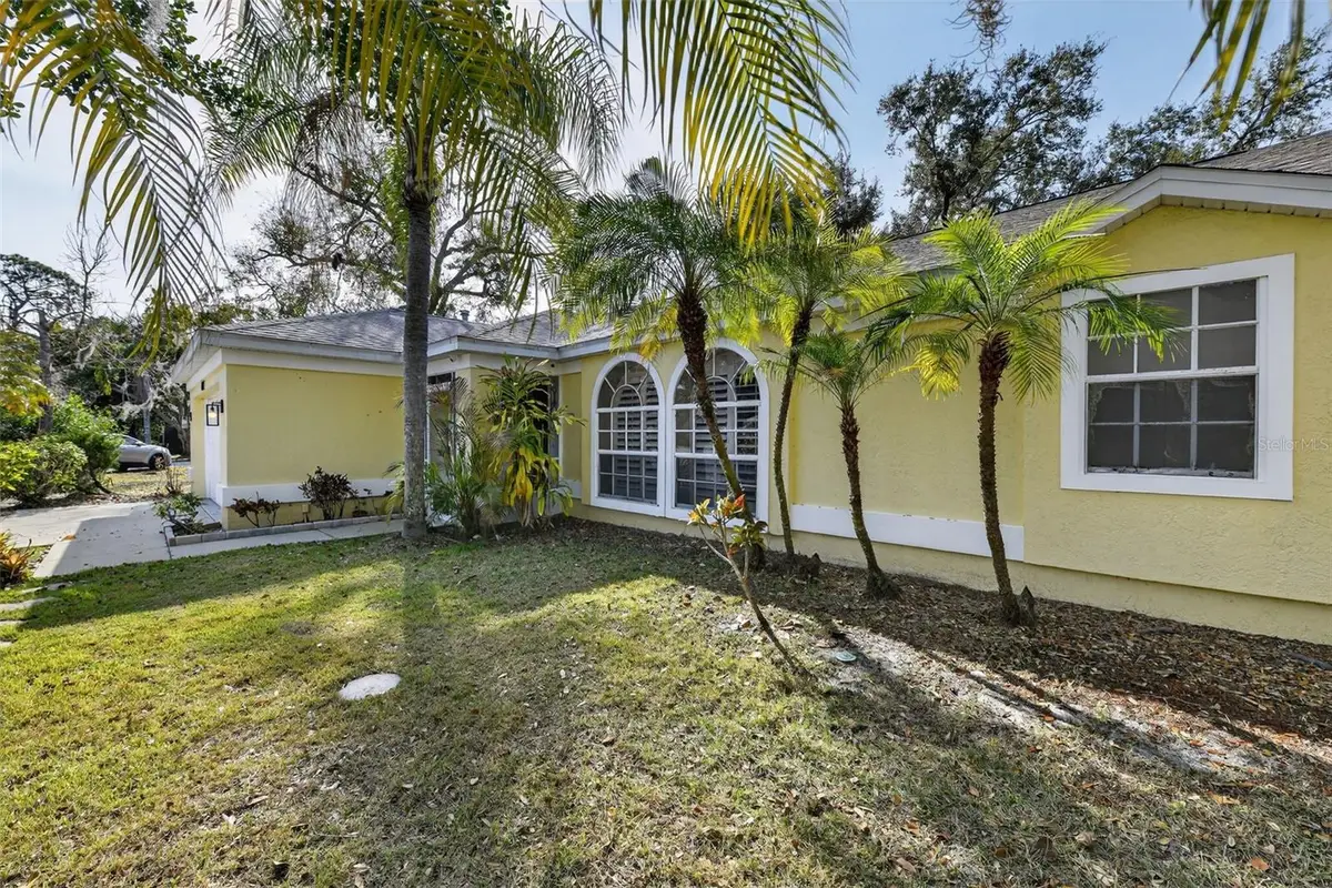 4667 Hamlets Grove Drive, Sarasota, FL 34235 - #1