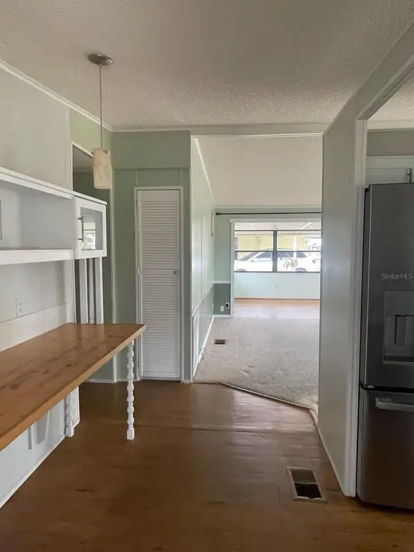 2839 Manatee Rd, TAVARES, FL 32778