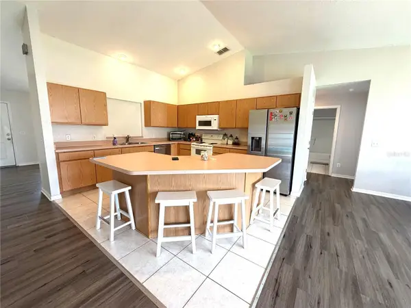 106 Eagle Point Boulevard, AUBURNDALE, FL 33823