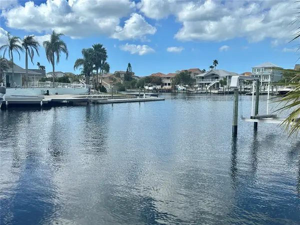 3200 Trident Terrace, NEW PORT RICHEY, FL 34652