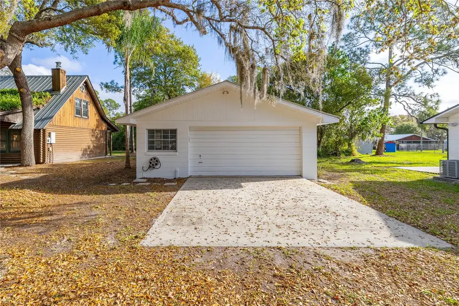 2325 Lake Lizzie Court, Saint Cloud, FL 34771 - #2
