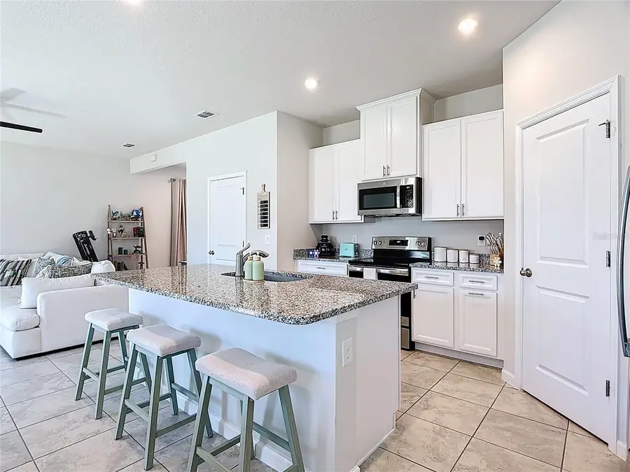 2107 Desert Rose, Davenport, FL 33837 - #3