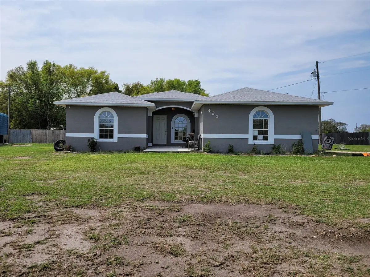 425 Stokes Rd, Lake Wales, FL 33898 - #1