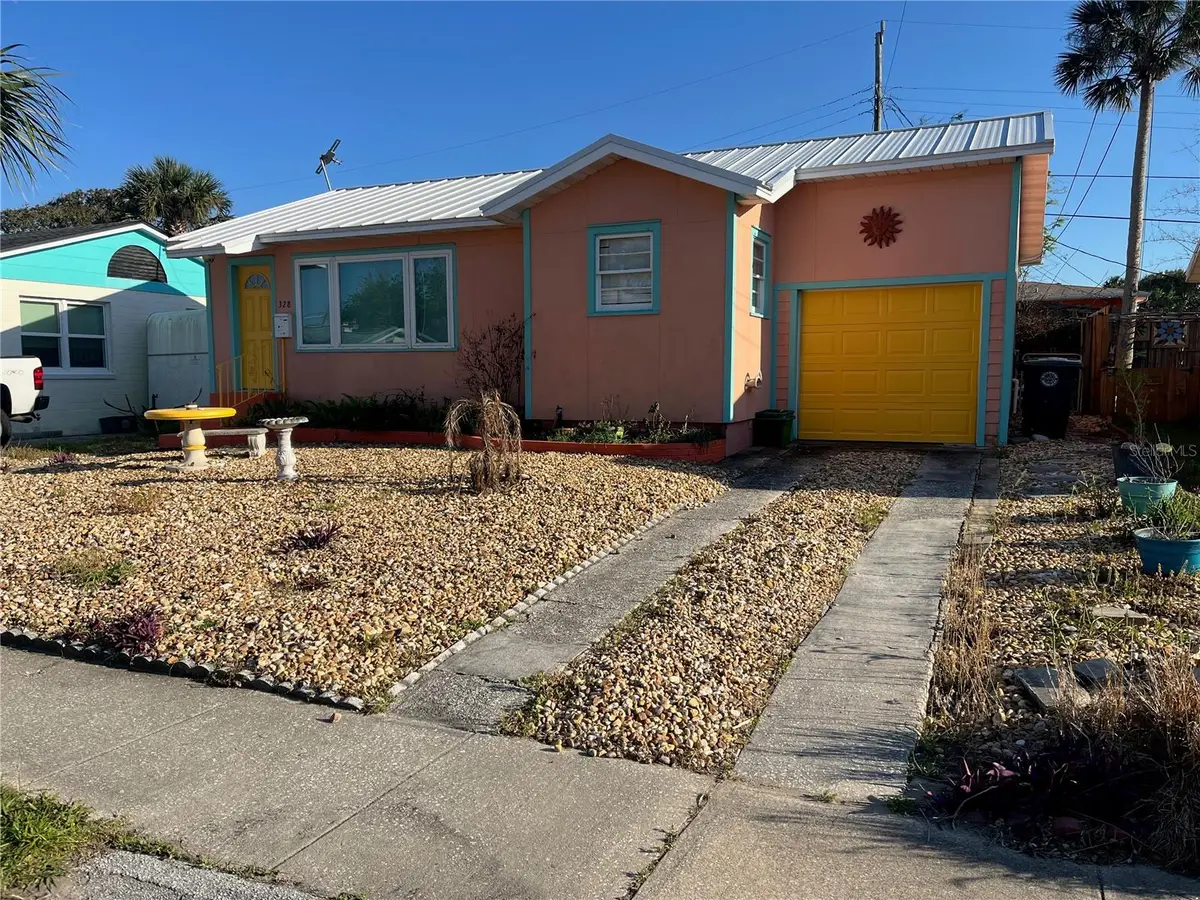 328 Sears Avenue, Daytona Beach, FL 32118 - #1
