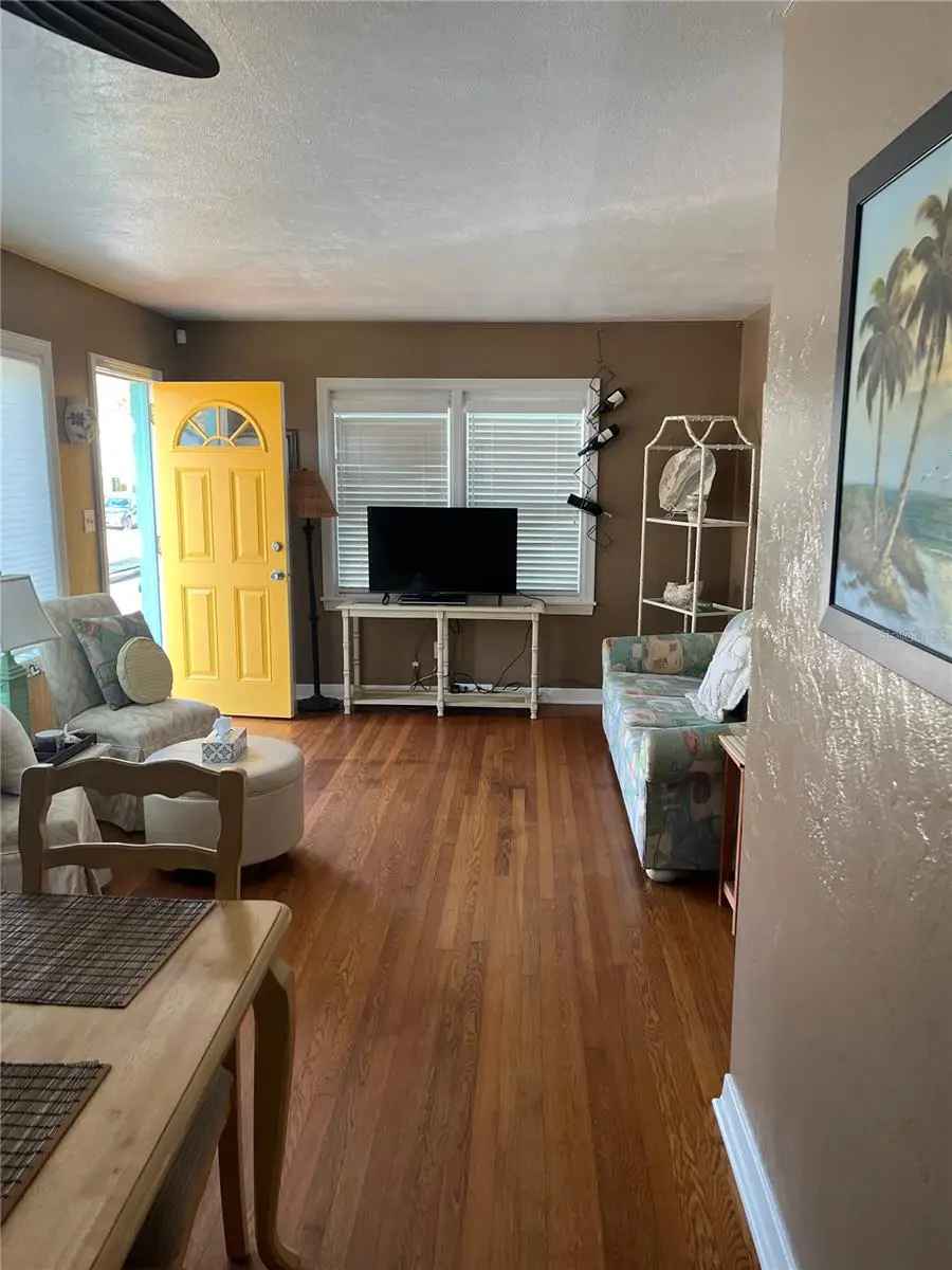 328 Sears Avenue, Daytona Beach, FL 32118 - #3