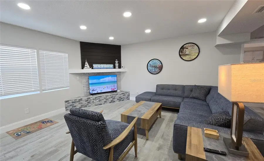 2107 Pine Terrace, Sarasota, FL 34231 - #3