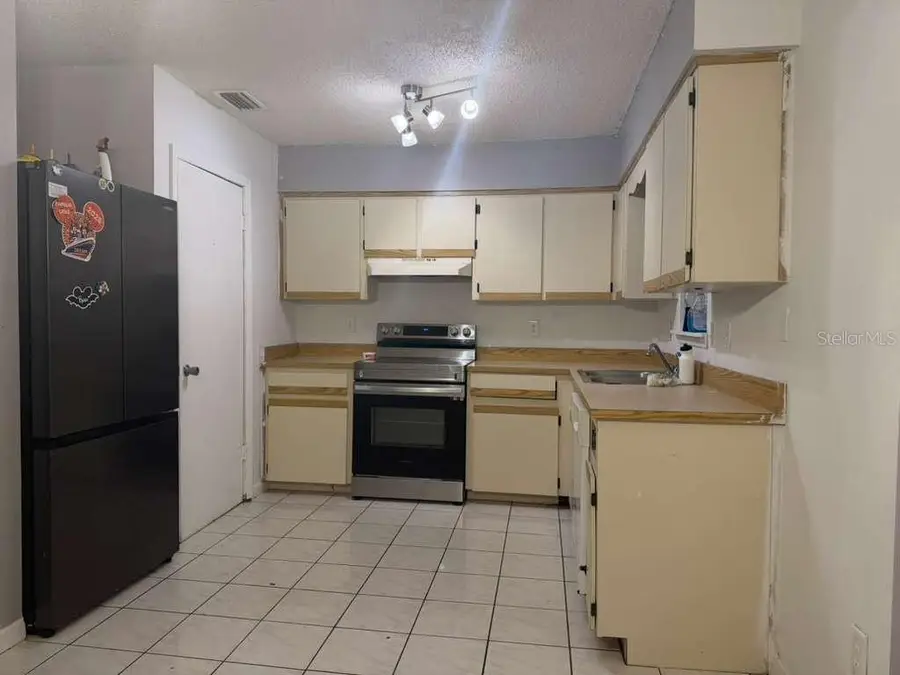 2824 W Huron Drive, Deltona, FL 32738 - #2