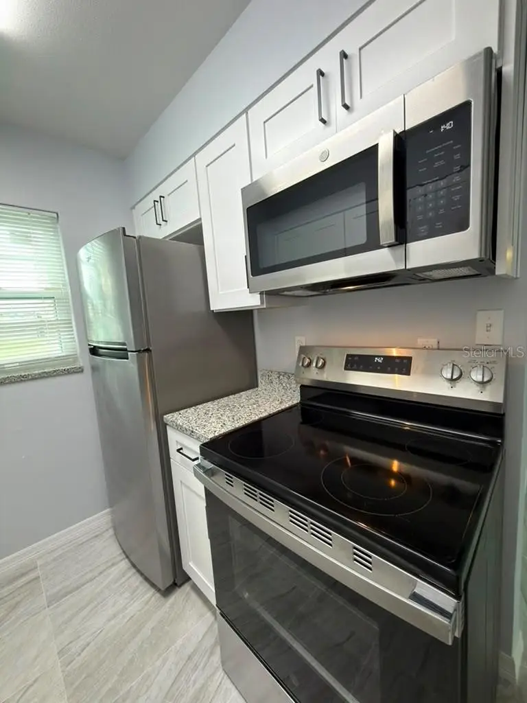 843 Sky Lake Circle #B, Orlando, FL 32809 - #3