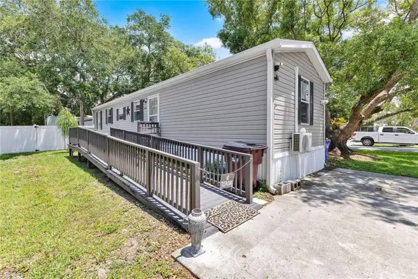 2000 Palm Street, ST CLOUD, FL 34769