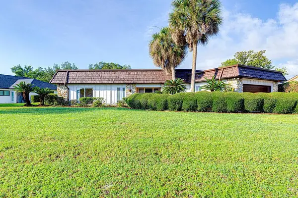 8998 Crichton Wood Drive, ORLANDO, FL 32819