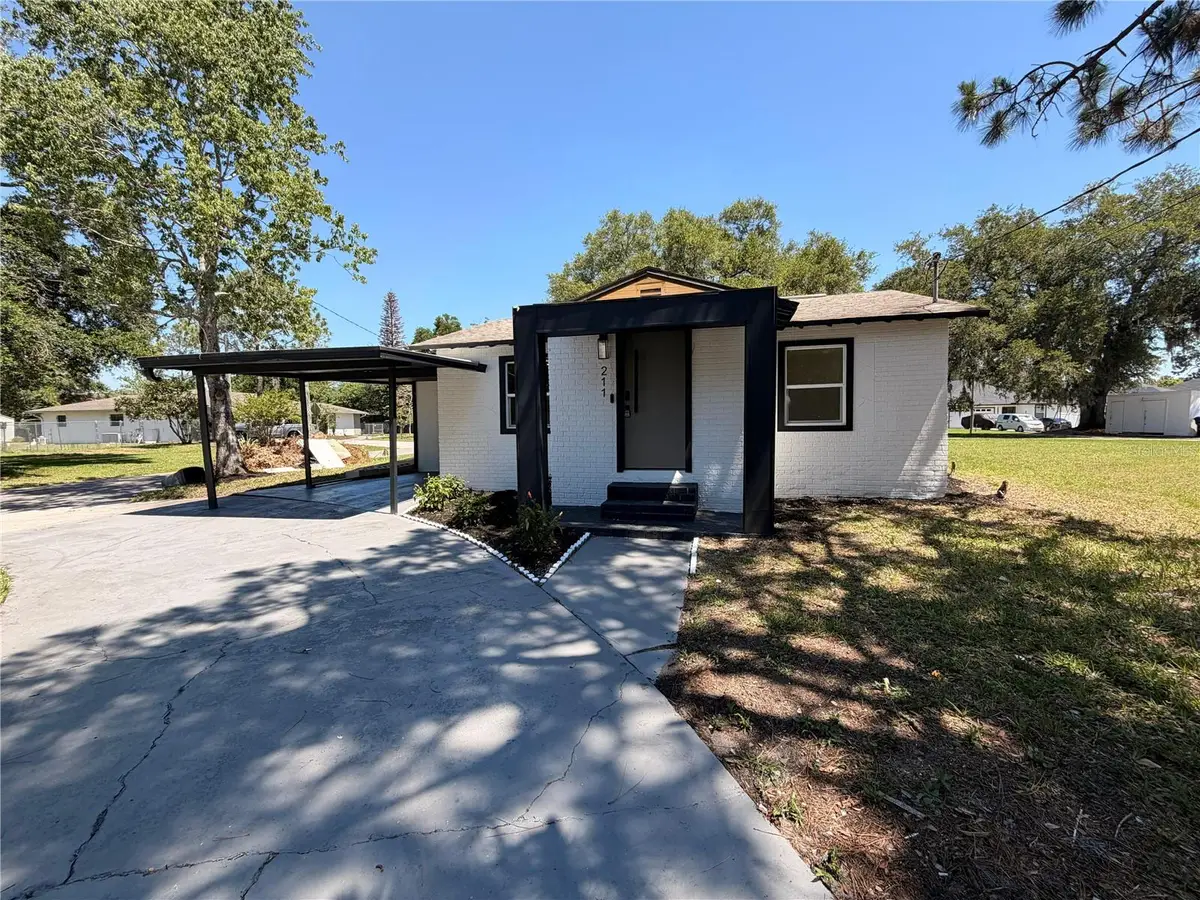 211 Bayshore Drive, Orlando, FL 32805 - #1